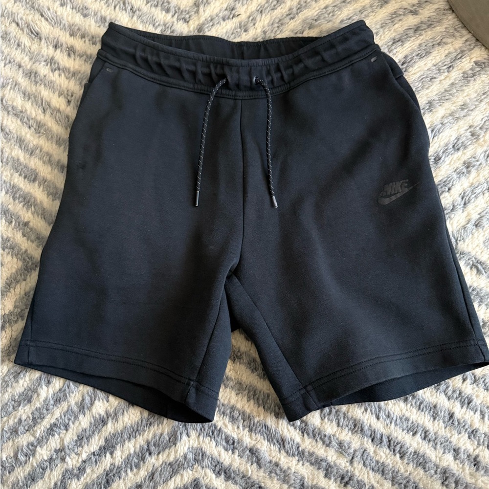 Nike Men's Utility Shorts, Black Small